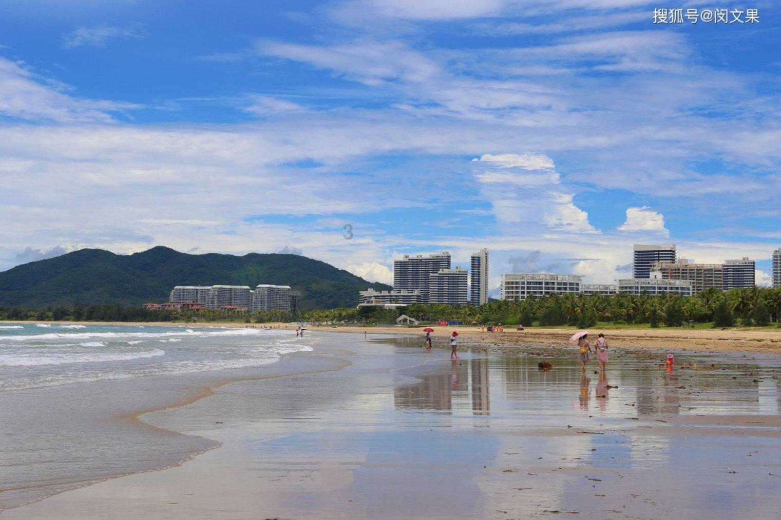 很久不联系的高中同学突然请我，该怎么办？